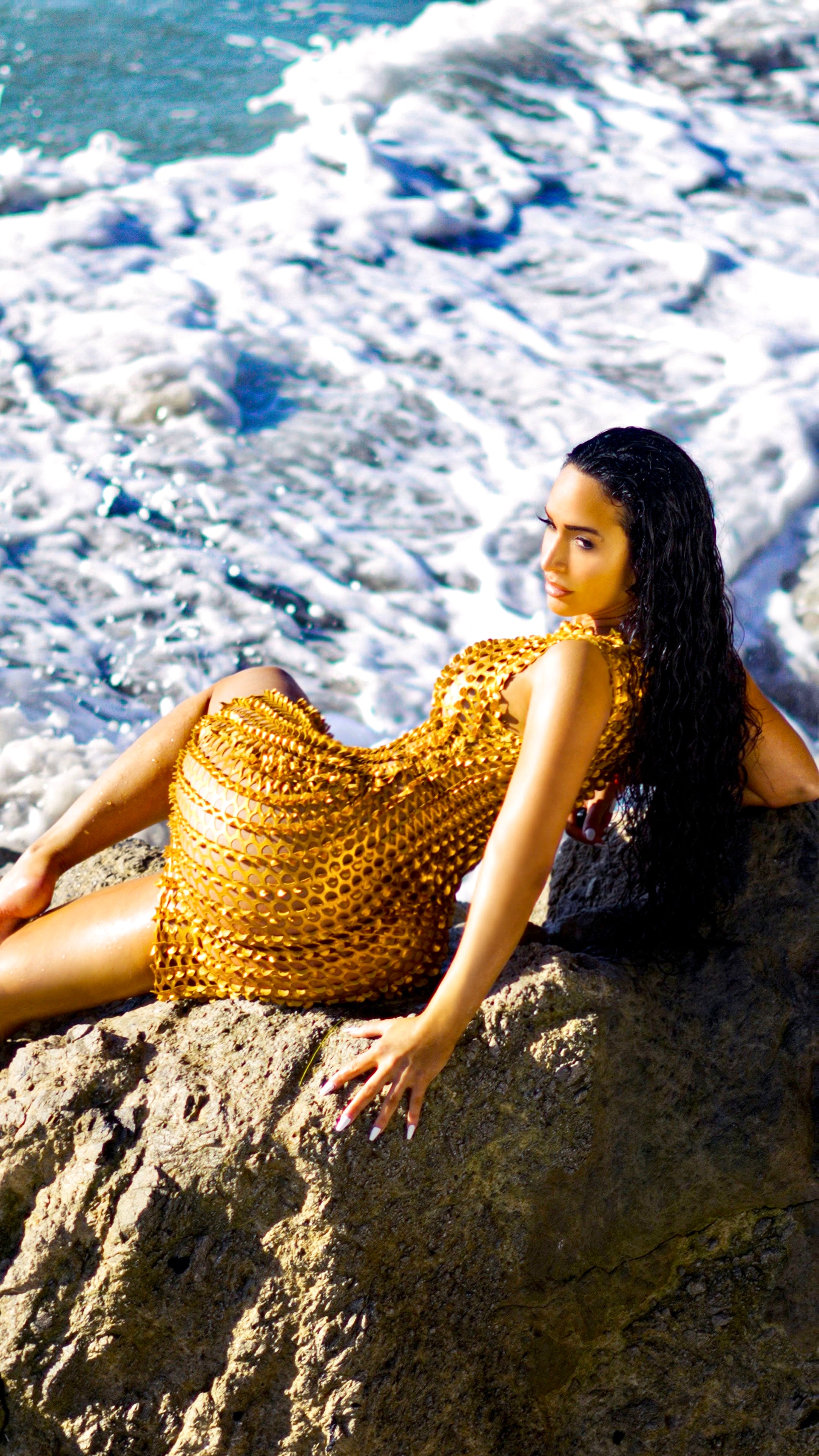 SENSATION Laser-Cut DRESS Metallic KARAT GOLD Facetfine SENSATION Laser-Cut DRESS Metallic KARAT GOLD Facetfine
