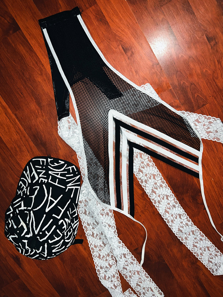 Cruella  (XTRA-STRETCH)