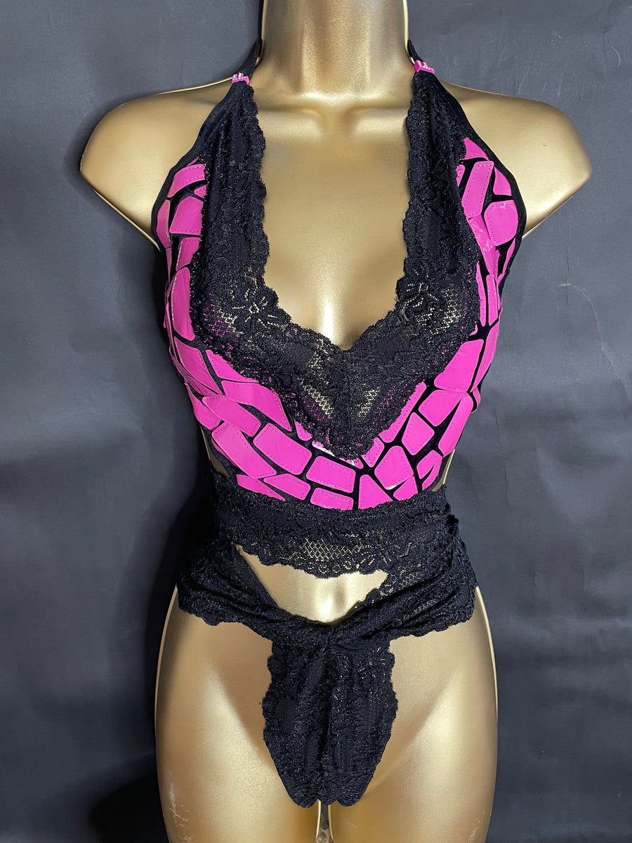 PINK PANTHER PAWS V LACED NECK