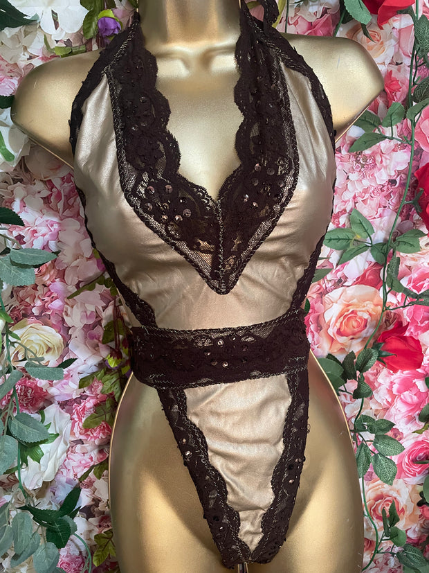 GOLD LEATHERETTE Convertible 2 Piece