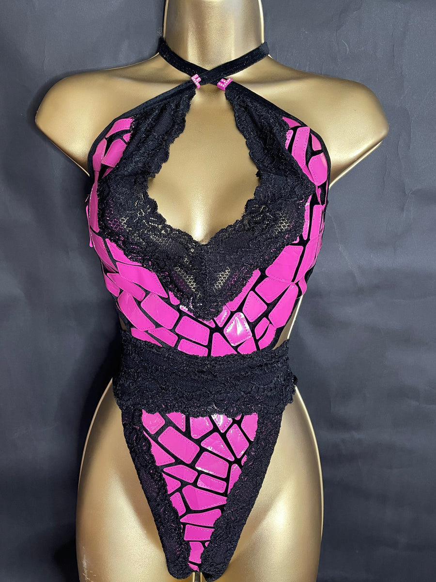 PINK PANTHER PAWS CRISS-CROSS RHINESTONE DOUBLE F CHOKER WITH BLACK VELVET NECK TIE
